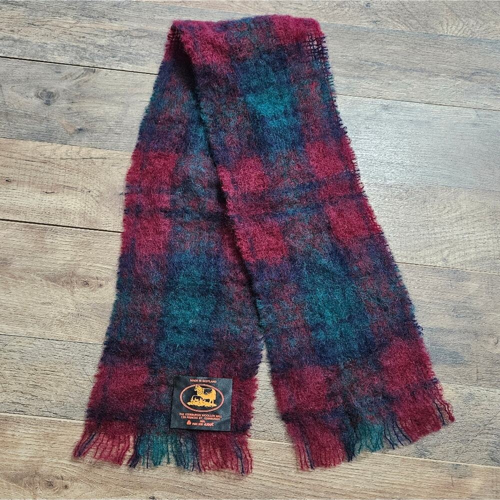 The Edinburgh Woollen Mill Scarf Made In Scotland Pure New Wool Plaid Fringe